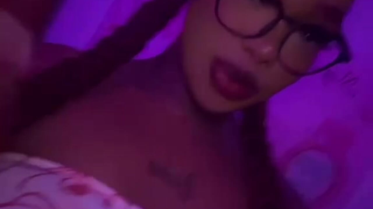 🍒 – video od webkamerové modelky Dahianara__