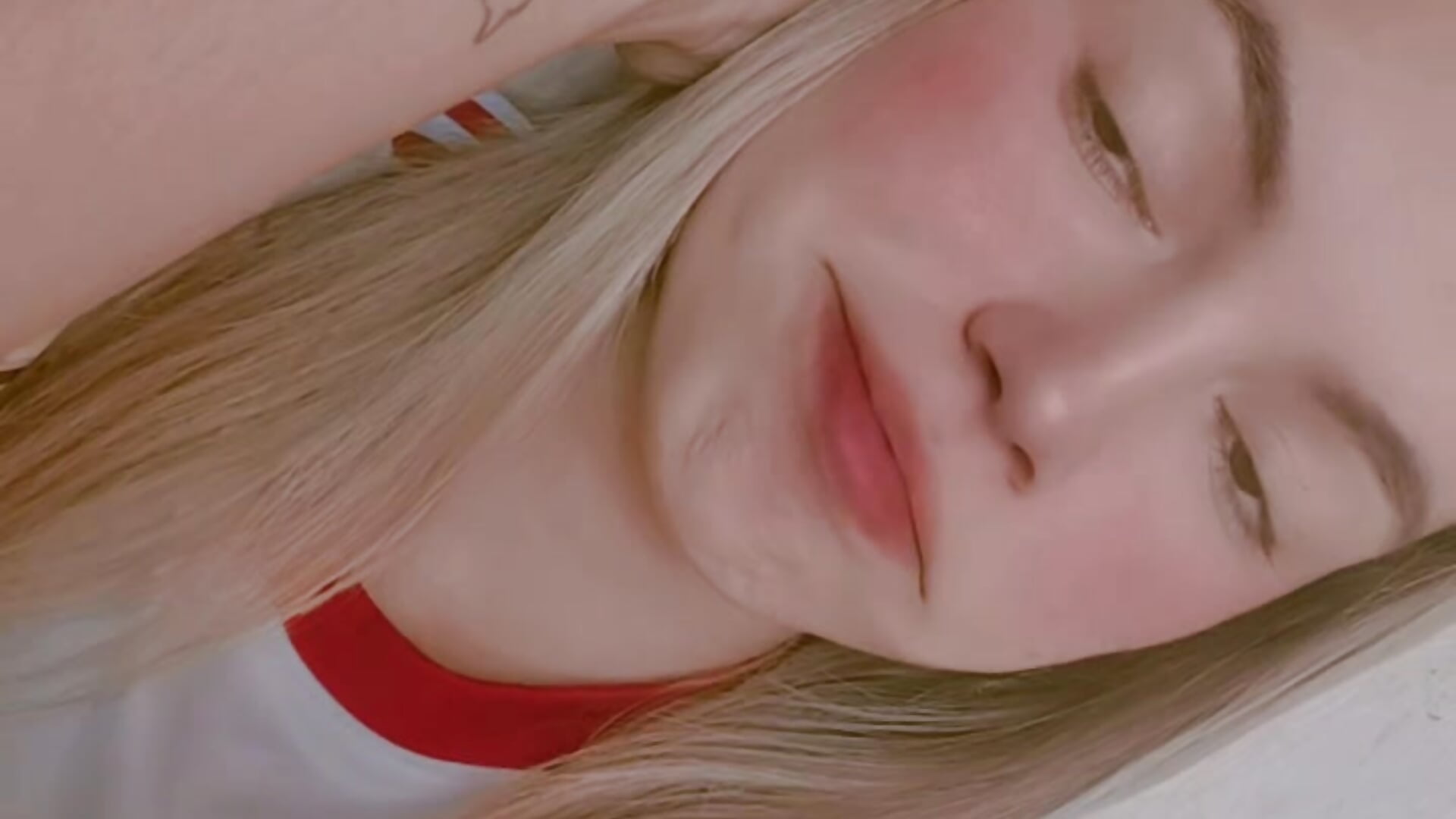 2025-12-05-121349684 - luciana-manolo adlı kamera modelinin videosu