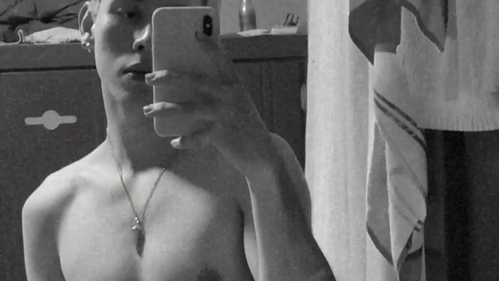 just a sexy view – video modela na kameri lioMorelli