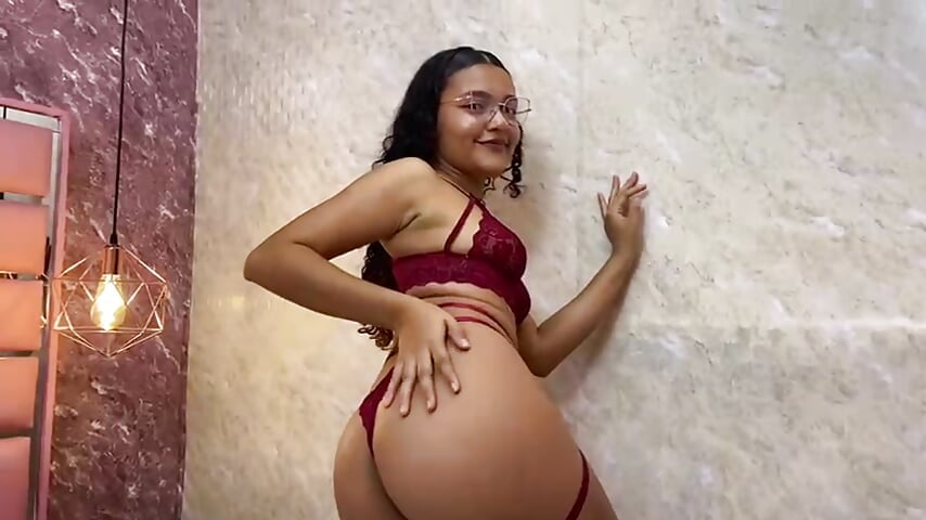 enjoy me a lot baby 🫣🍑 - video by SWEETSOFIIA_ cam model