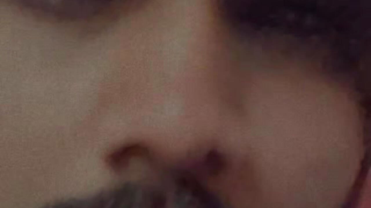 👀