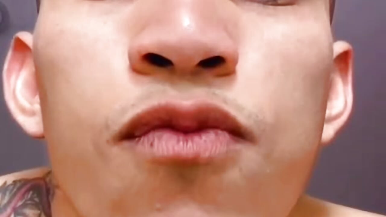 WhatsApp Video 2025-12-13 at 12,39,41 PM - vidéo du modèle de showcams TOMBOYSEXX