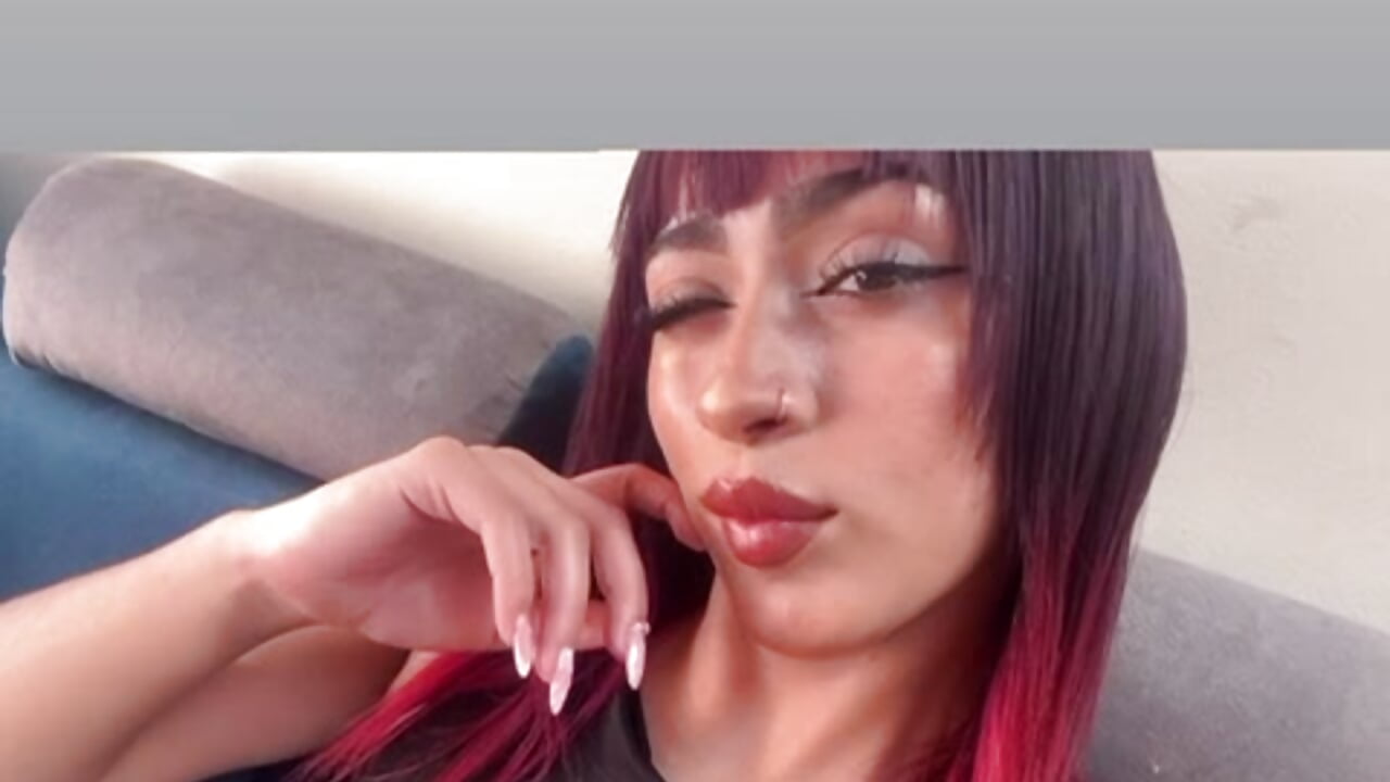 👑 - video by MissCutte_ cam model