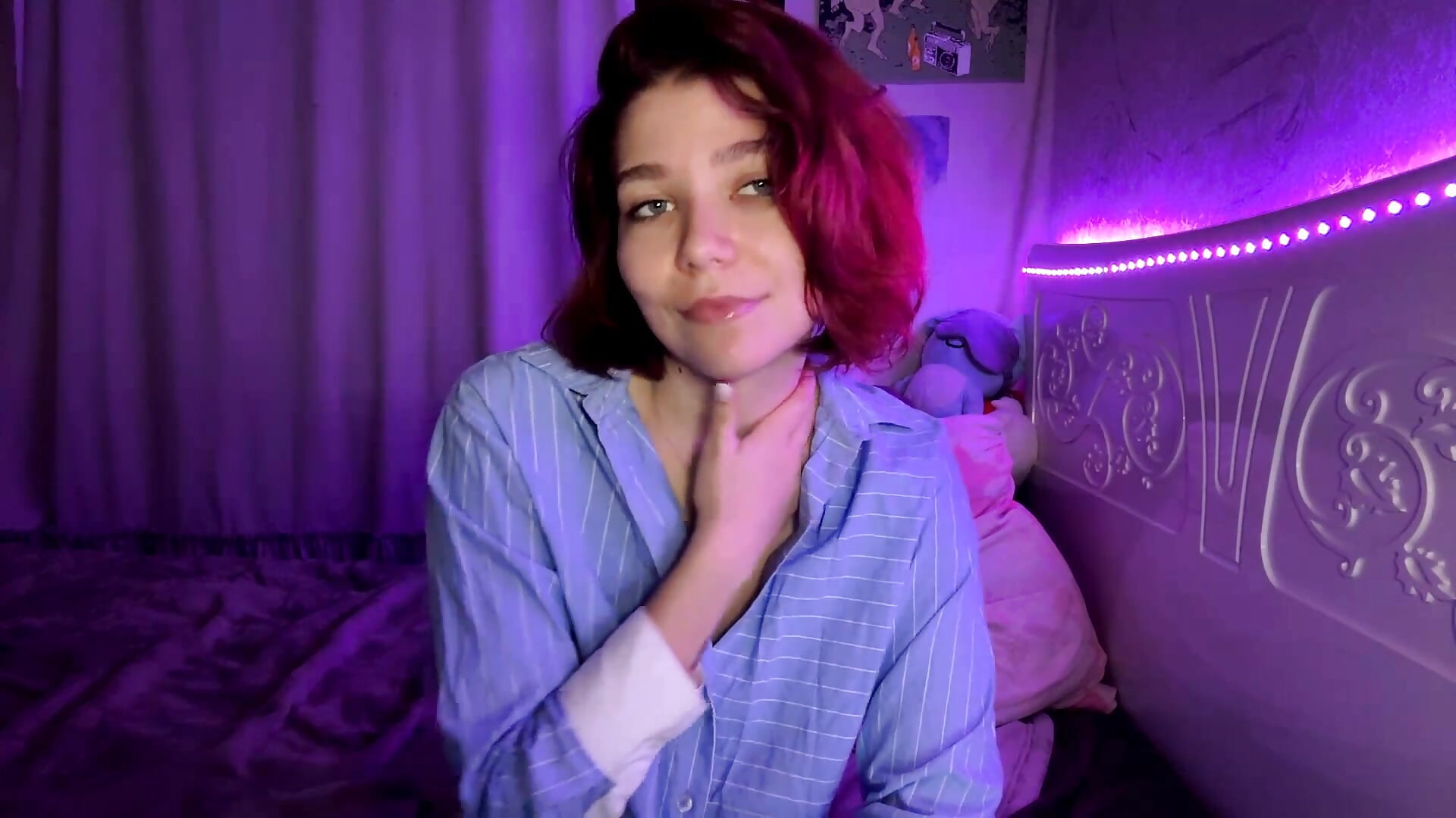 20251104194102 - video của người mẫu cam UteQuevedo