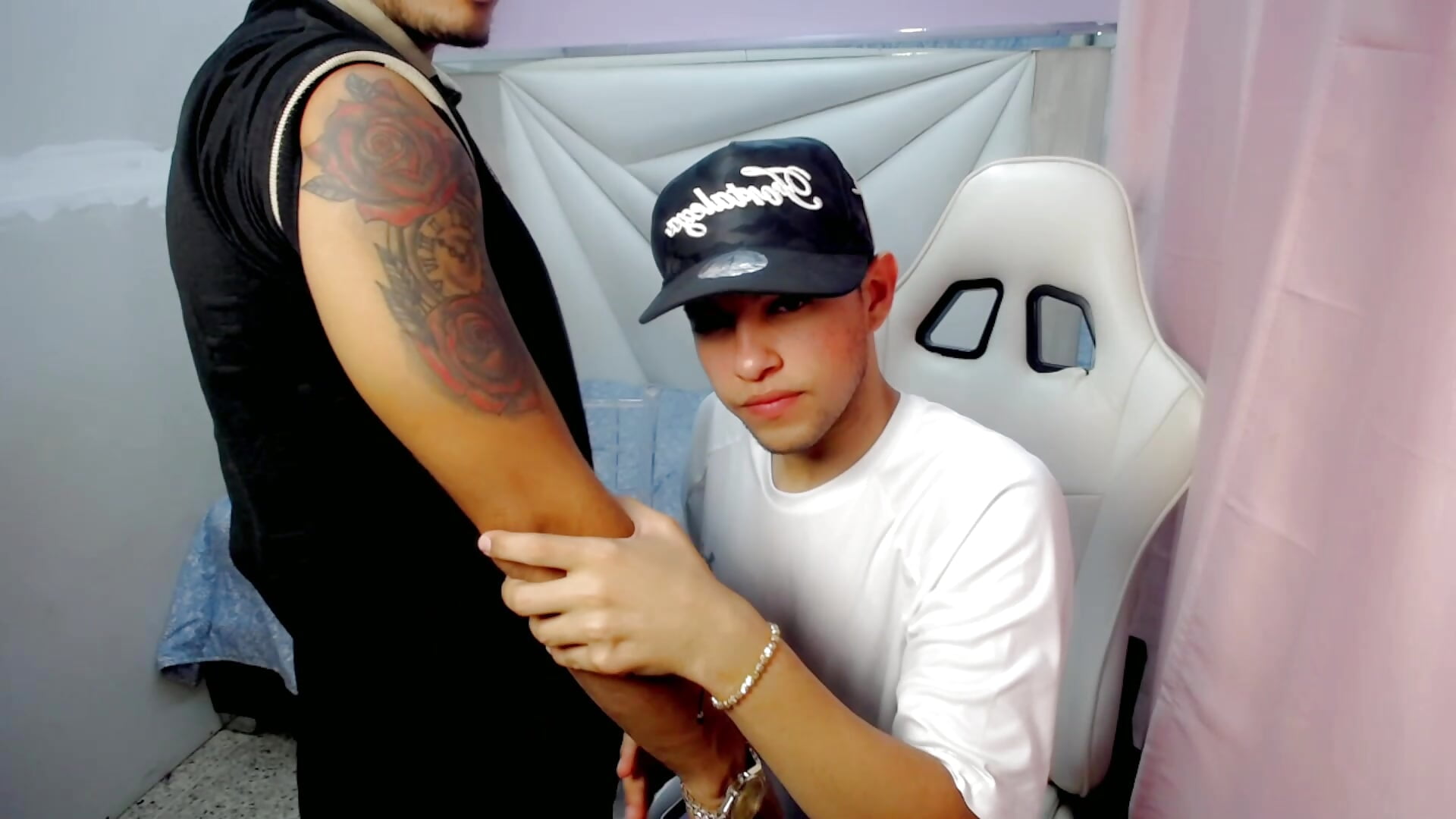 tattoo – video od webkamerové modelky Luky_twink