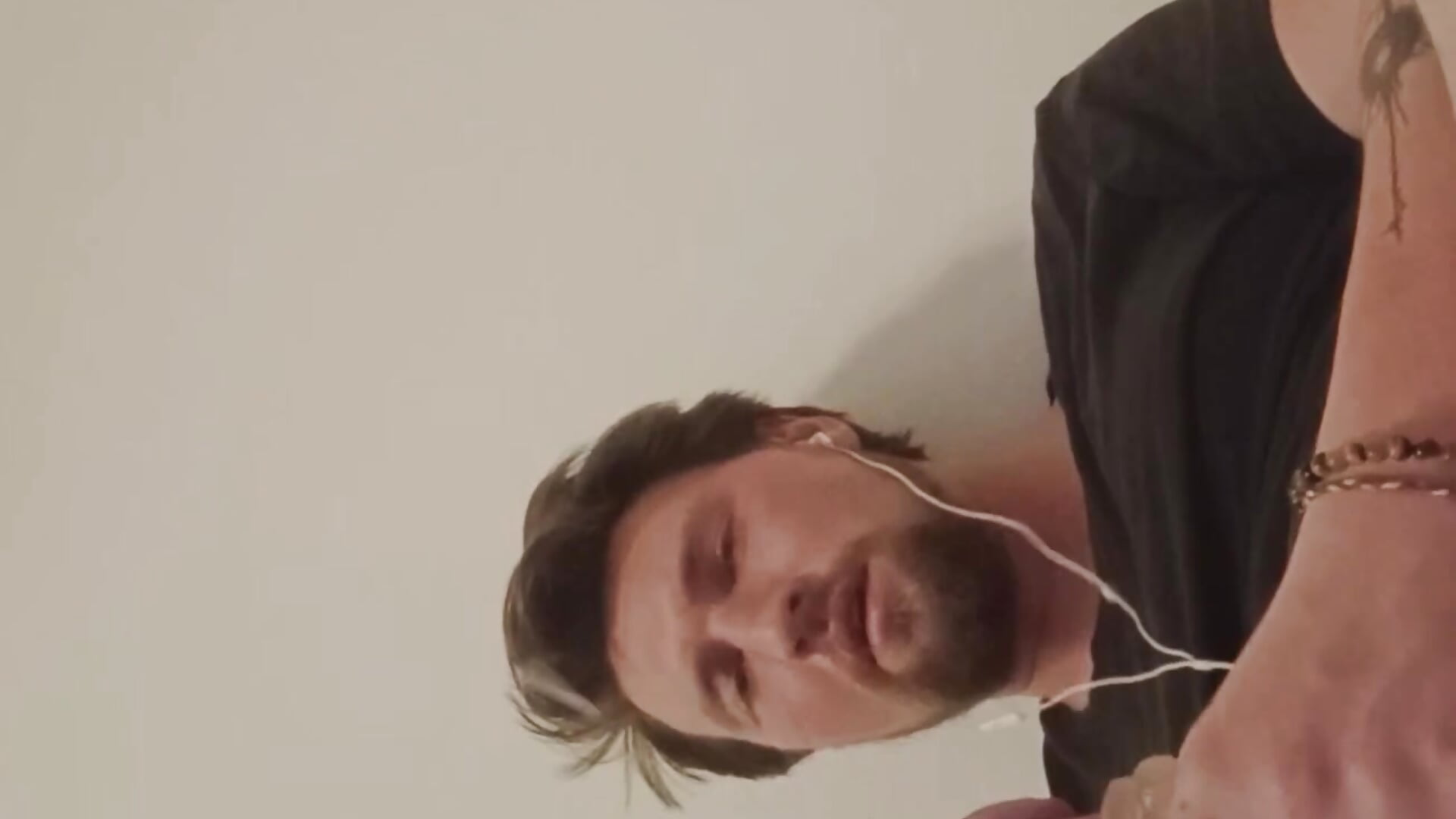 How many strings of cum can you count ? - סרטון של Henryjackk, דוגמן/ית מצלמה