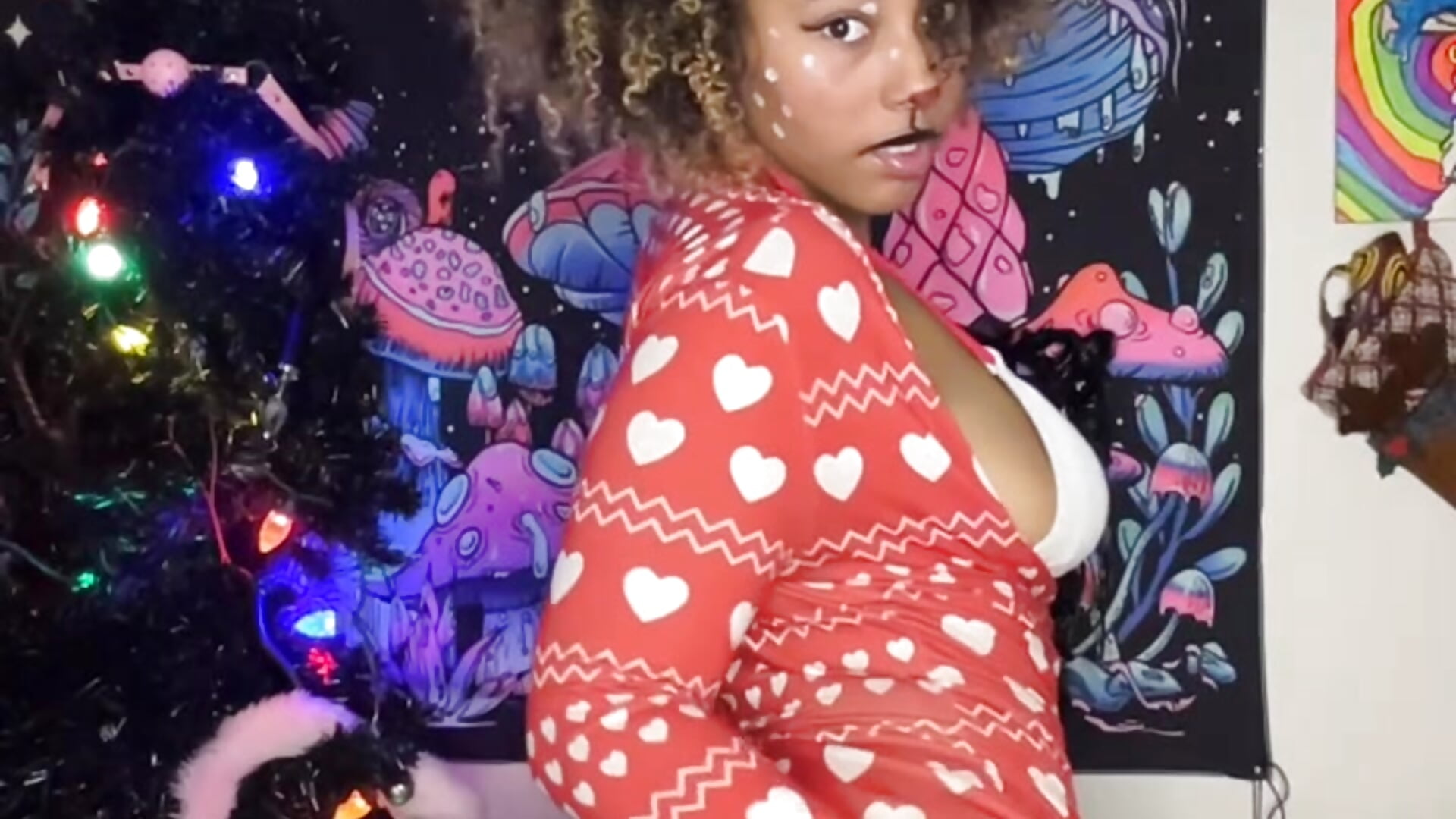 9518785B-81DB-4411-BE2D-51B866C44F02 - video av HonneyBunnyXO cam model