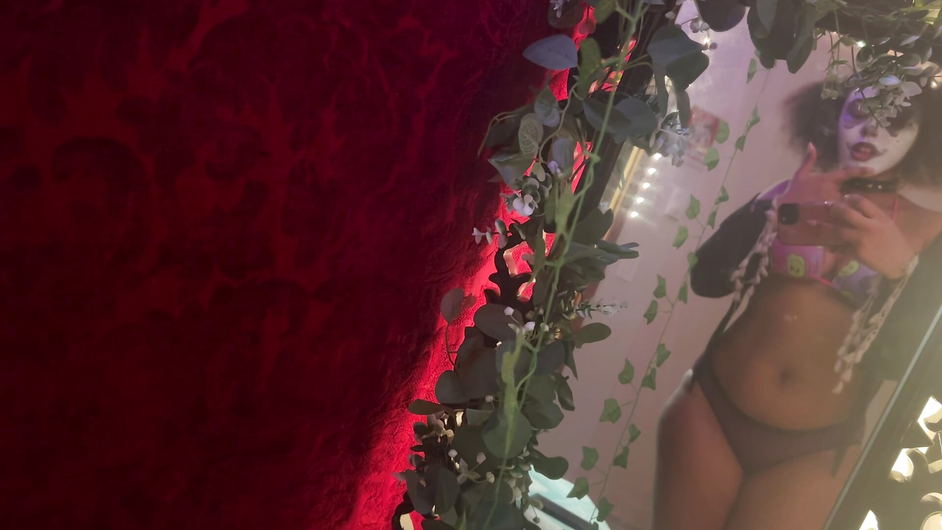 ❤️‍🔥🤡Just Clowning Around 🤡 ❤️‍🔥 - video by HonneyBunnyXO cam model