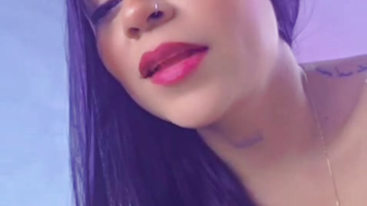 😍 – video modela na kameri miiastone_cm