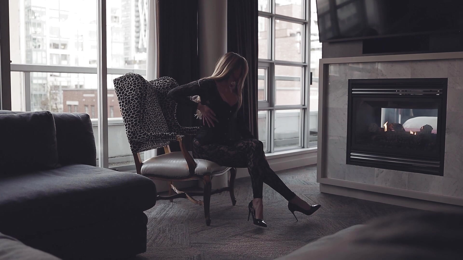 Black Lace 💕 - video di OpheliaRoxx modella di cam