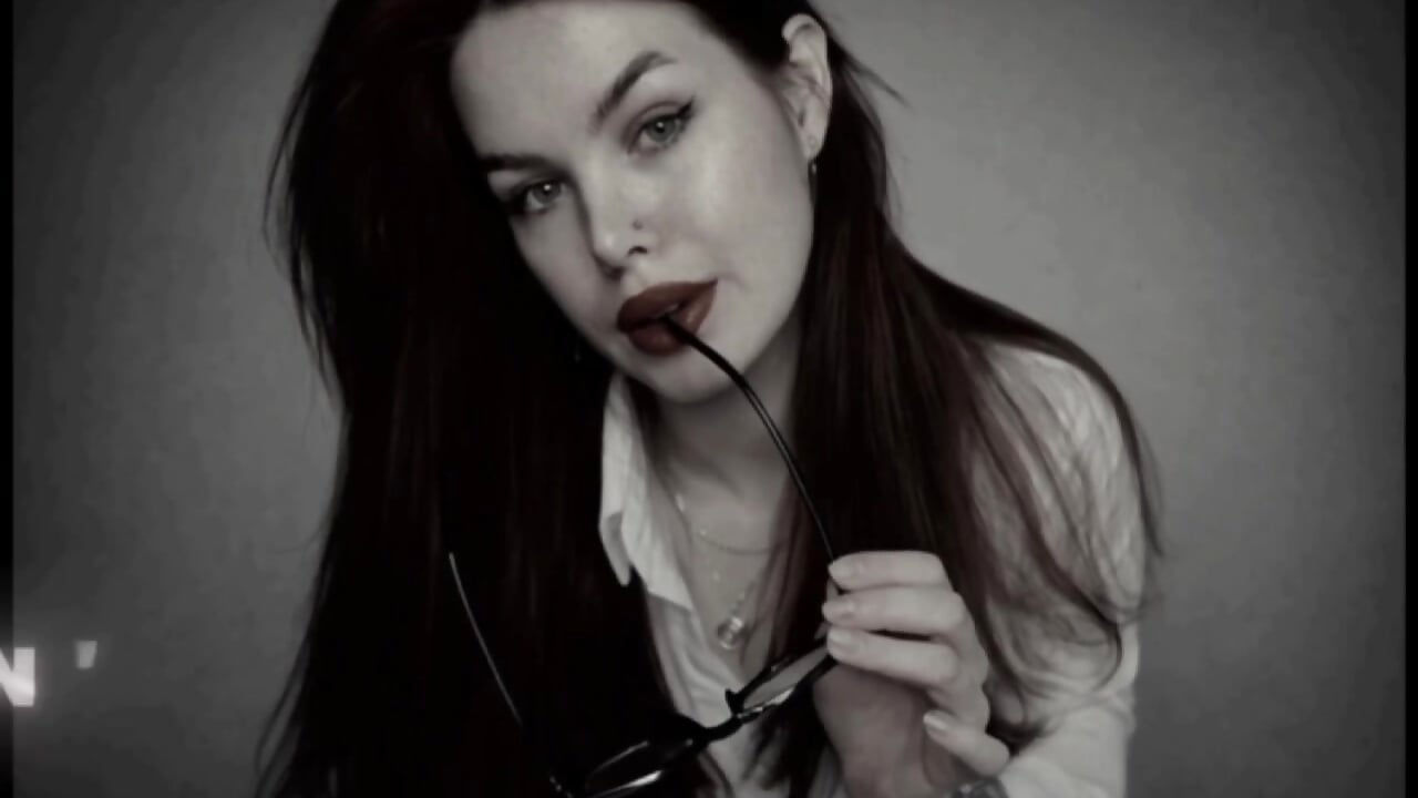 Your goddess - video by hot_neighbor cam model