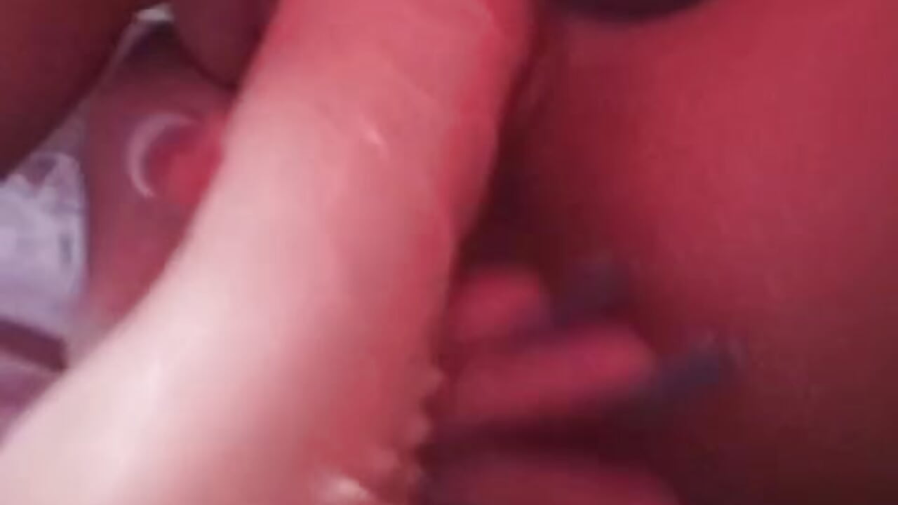 A little playtime with my holes. - відео від вебкаммоделі Pearl_couple