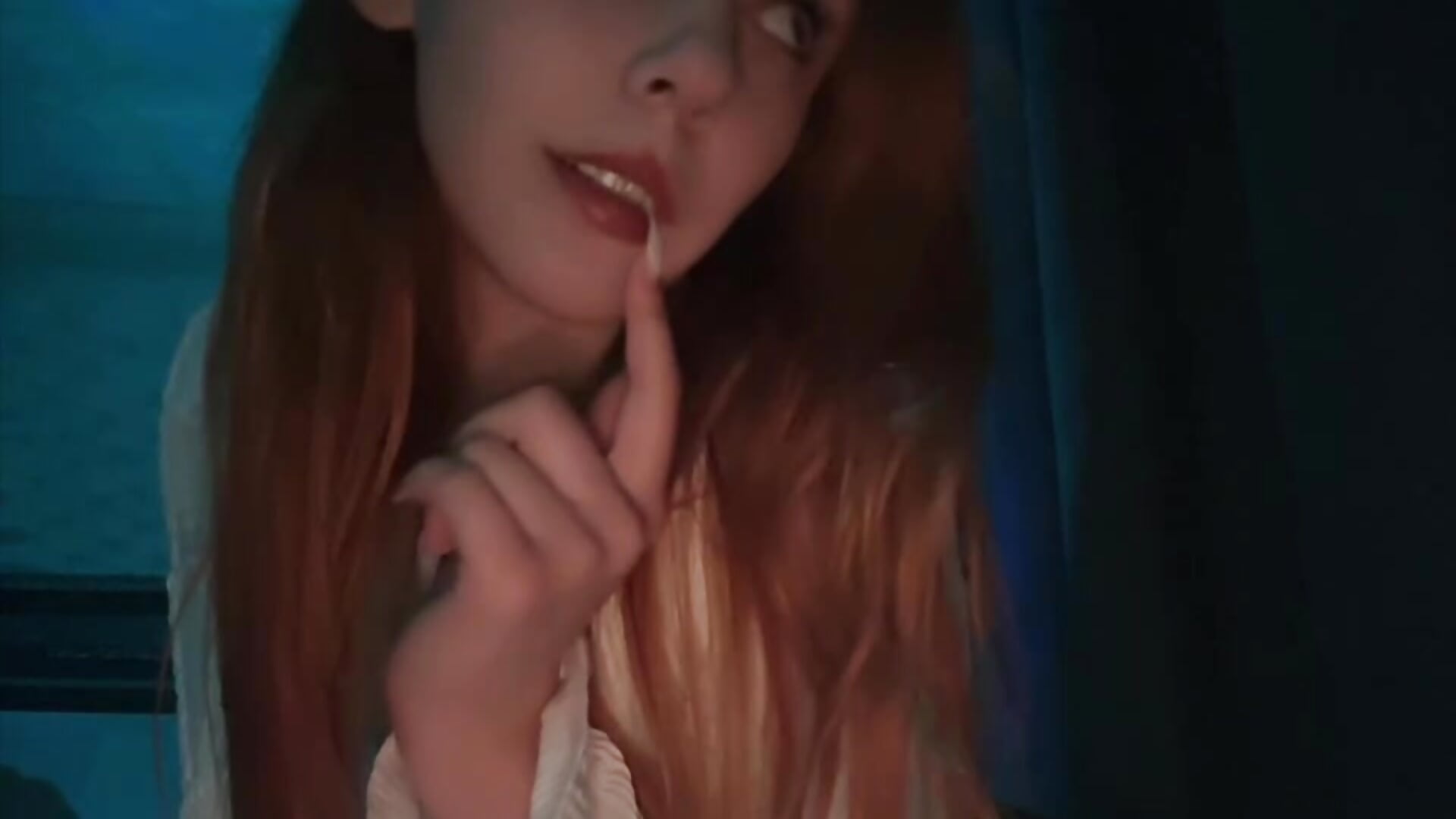 ♥ - video by ArethaKofa cam model