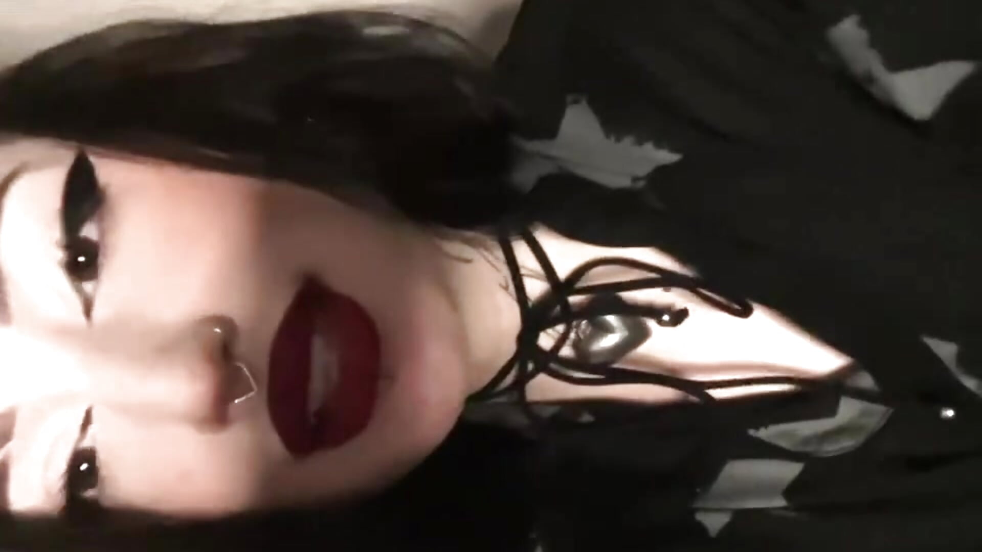 strip tok day 21 - video by easter_altt cam model