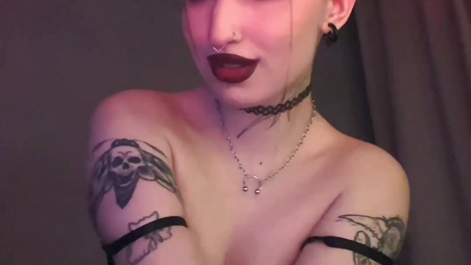 strip tok day 4 - video easter_altt kameramallilta