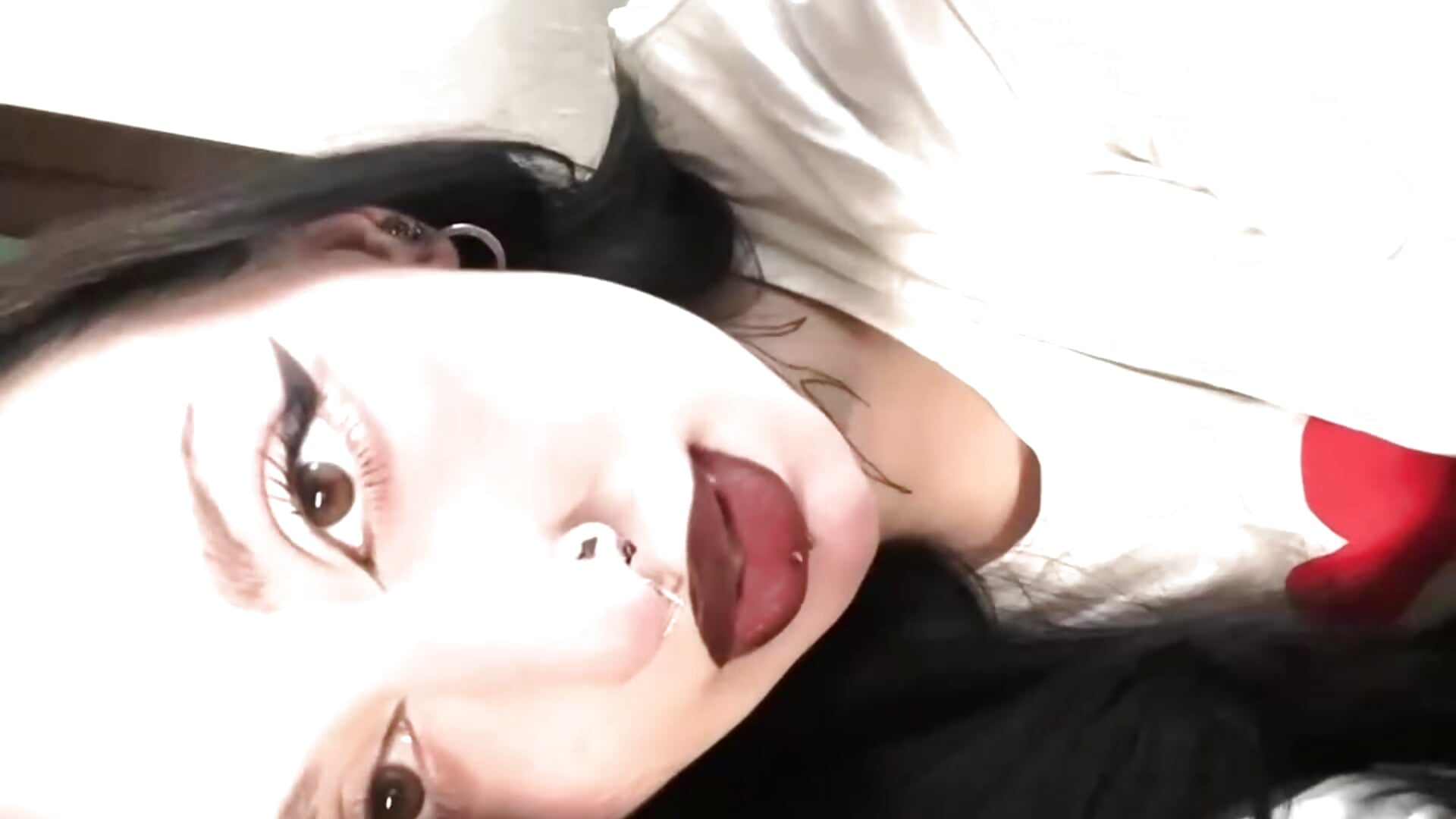 Unravel me <3 - video của người mẫu cam easter_altt