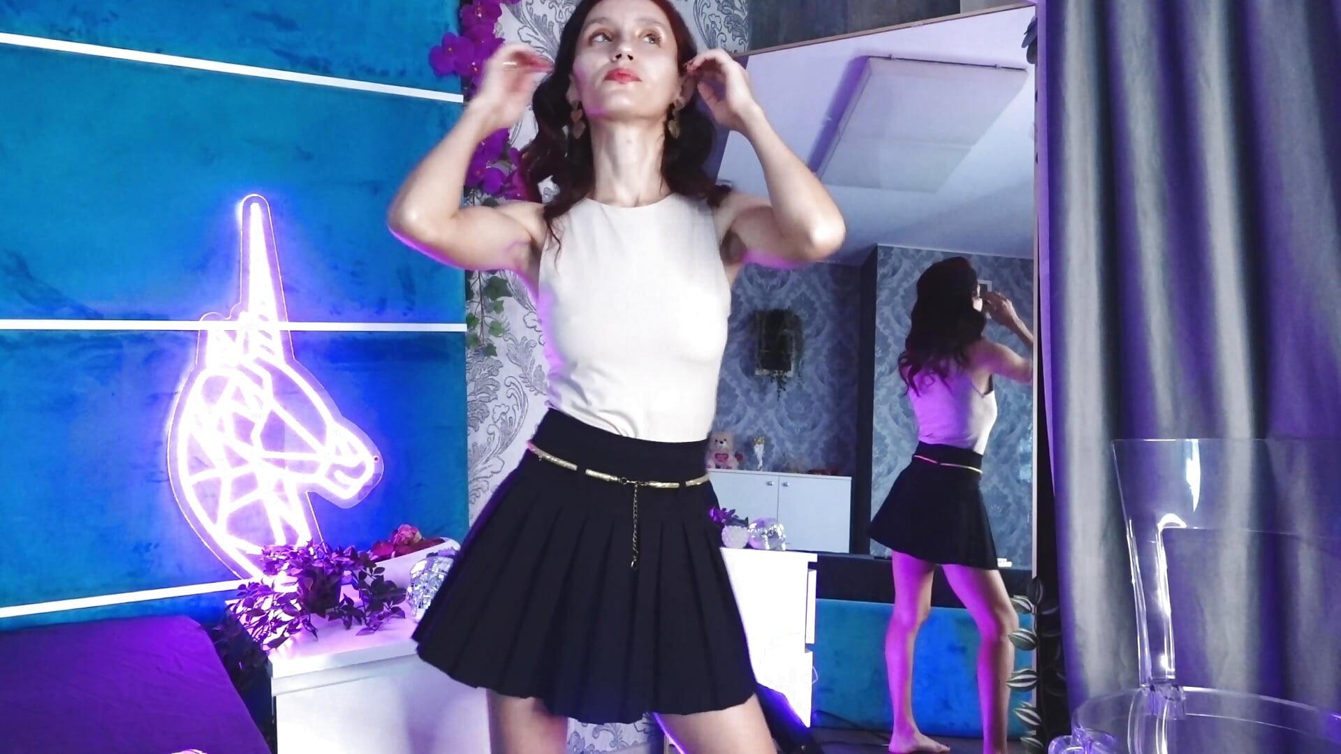 Wanna help me out to take my pentises? - 視頻由 HaliaGlass 主播提供