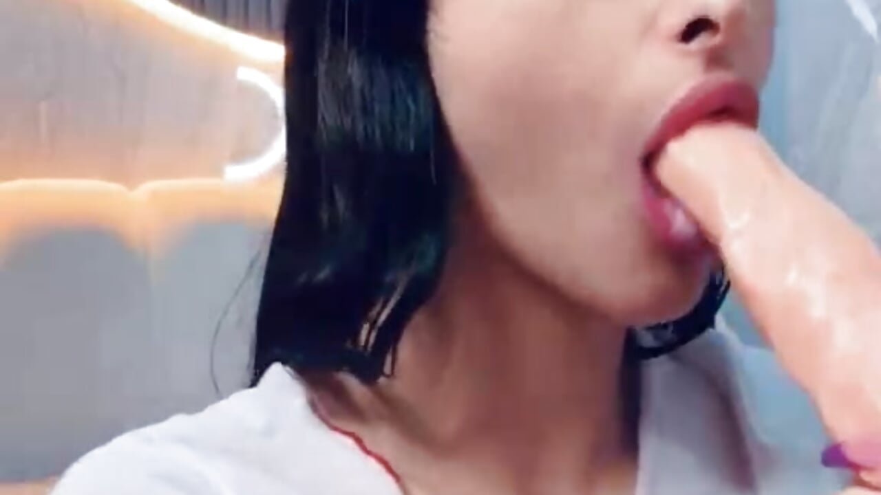 I want to have you in my mouth 🔥