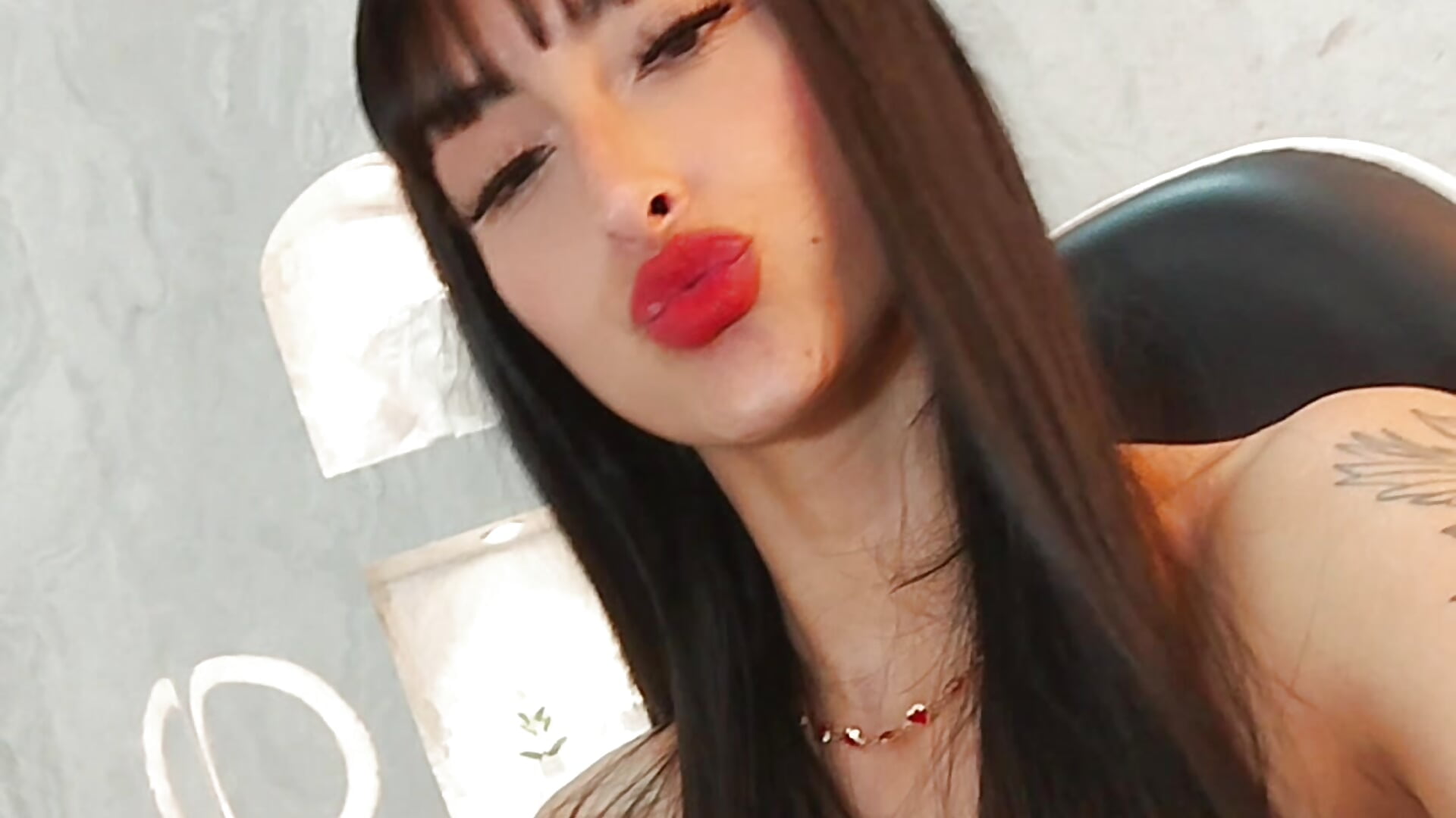 Hello love - video by Tifany_Tx cam model