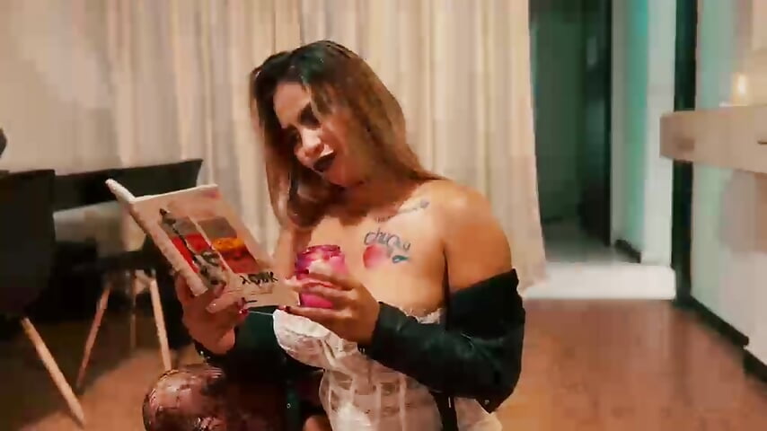 Creepy Room - video by sharonfiree cam model
