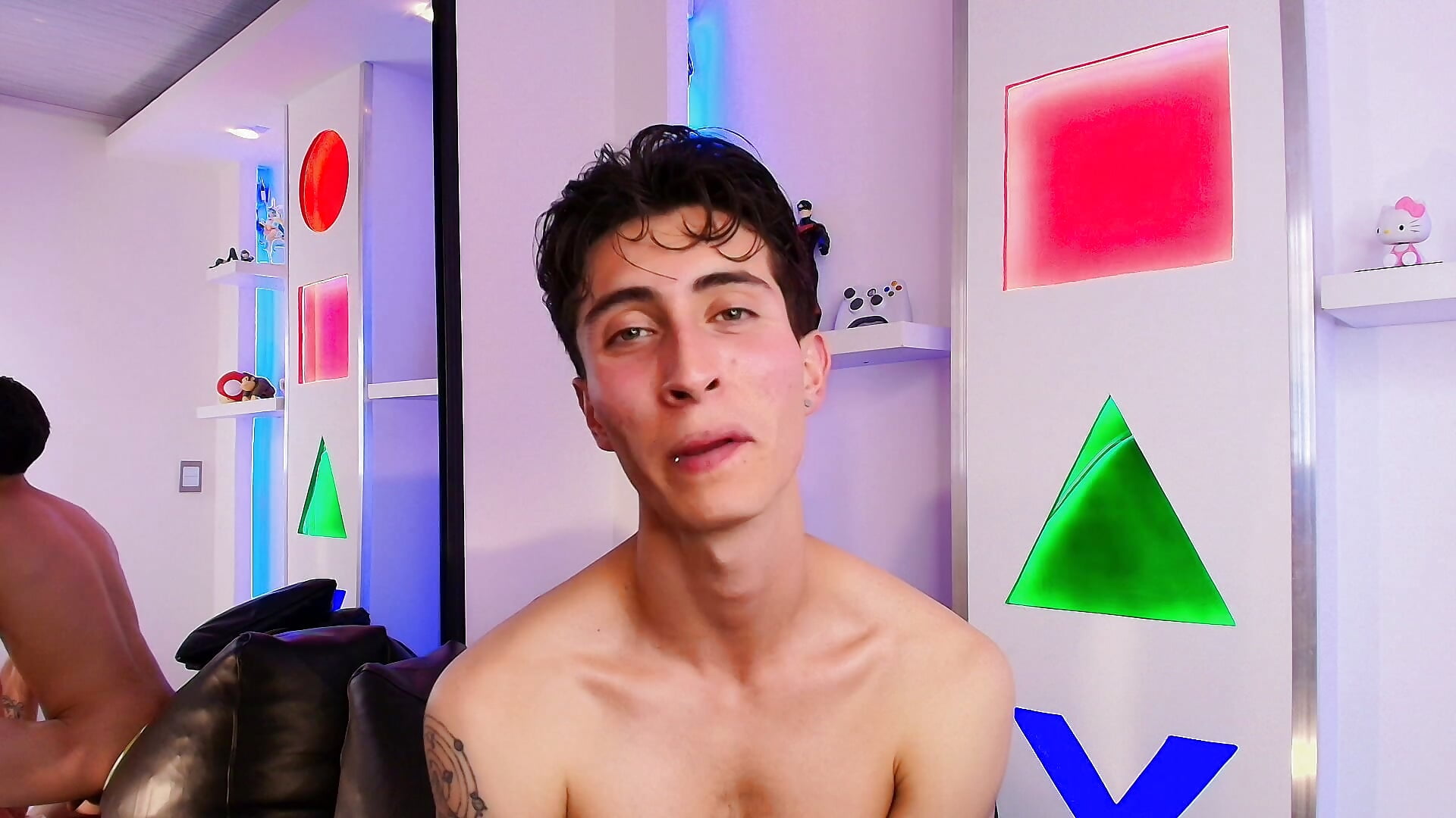 My piercing - วิดีโอโดย Ithan_Skin โมเดลแคม