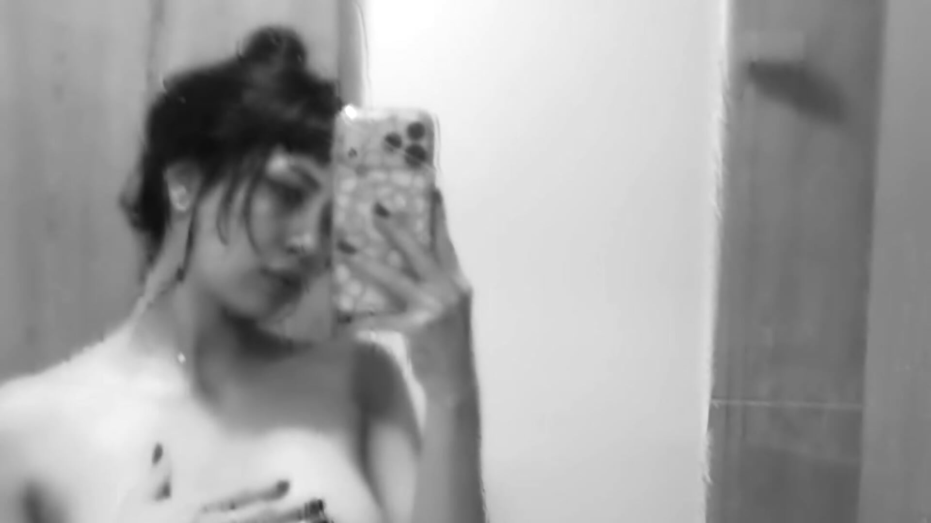 IMG_0556 – видео вебкам-модели Valka__