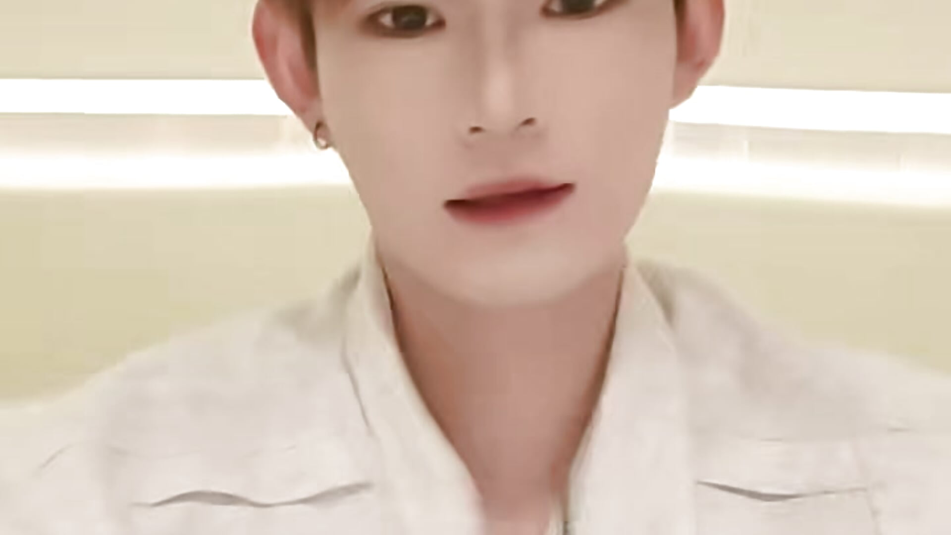 酒店 - Dancer-主播的视频