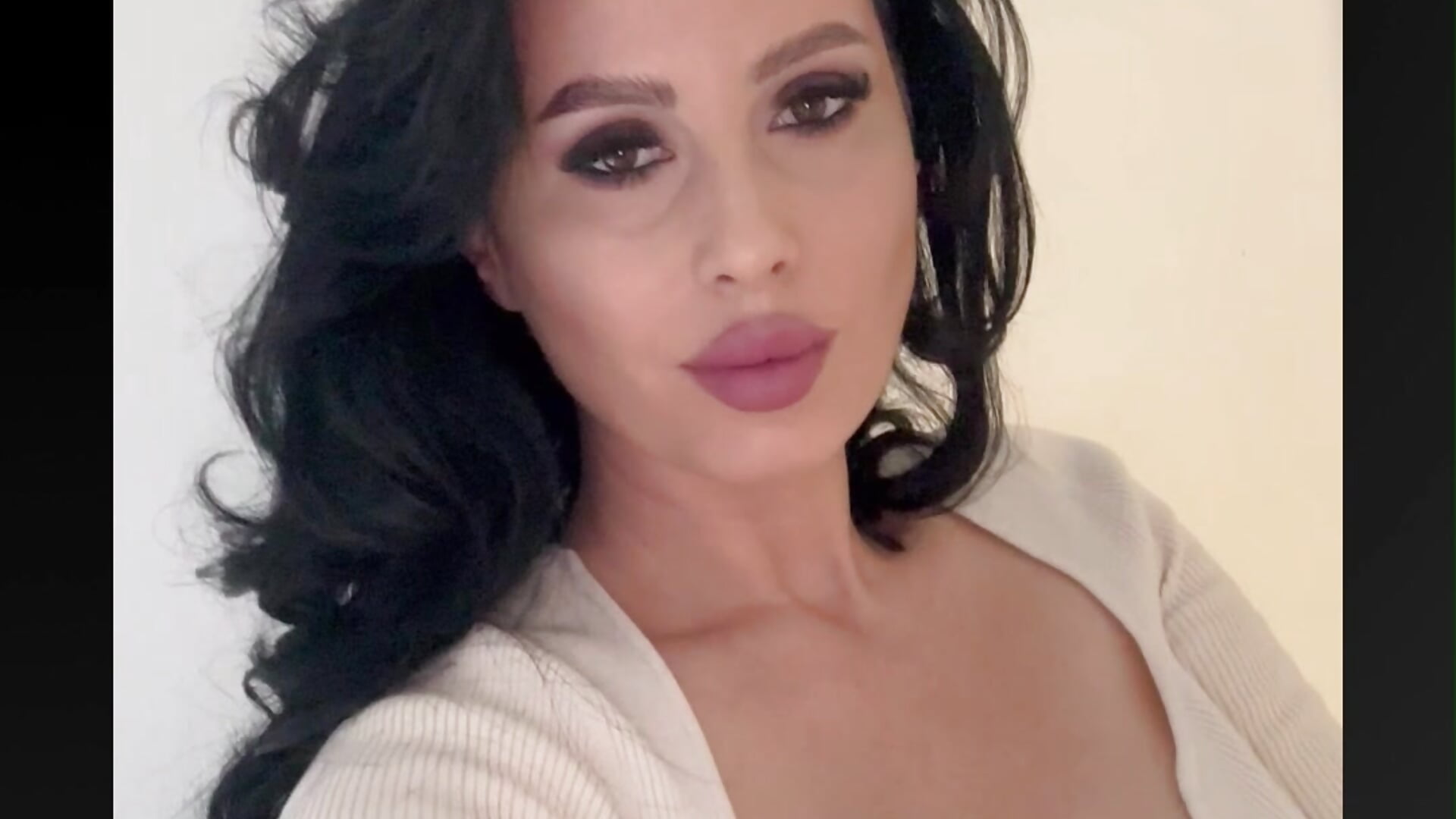 Video Project 188 - video by siamelton cam model