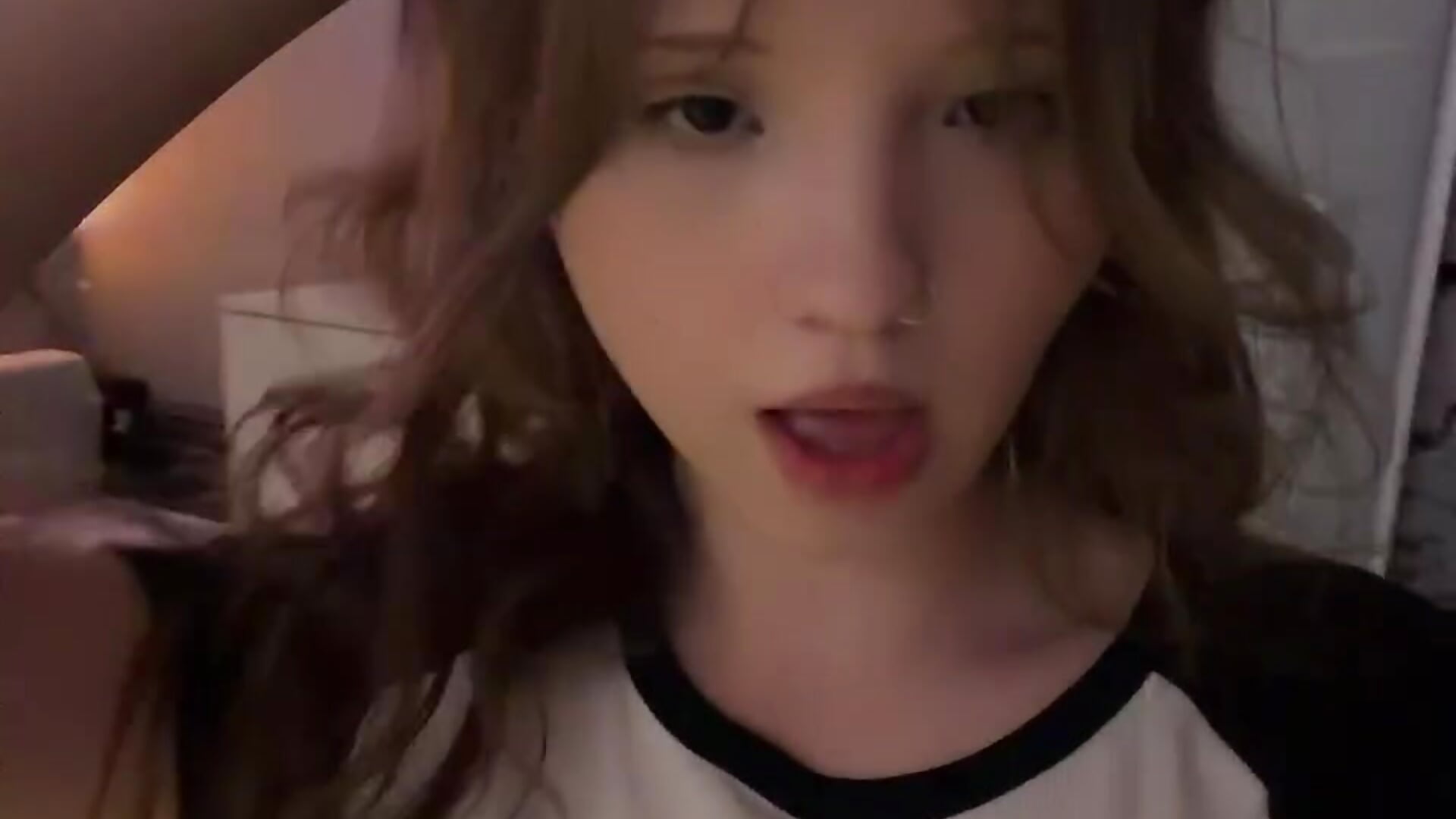 Lipsing - vídeo de la modelo de cam Princessofcashe