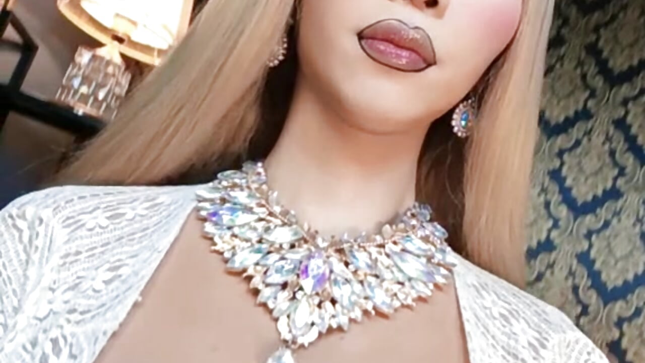 For you lover - vidéo du modèle de showcams CelinaWintour