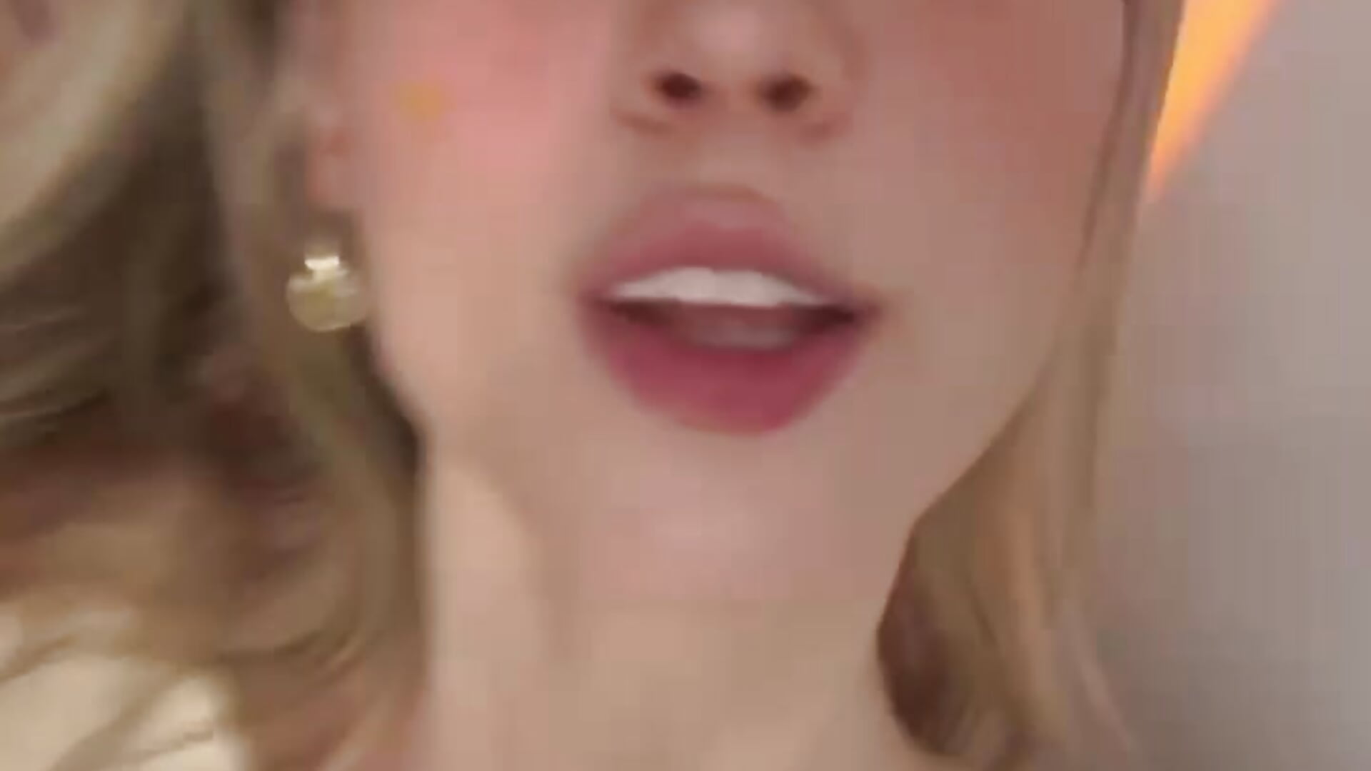 kisses for u 😘❤️ - maddie_swift_ adlı kamera modelinin videosu