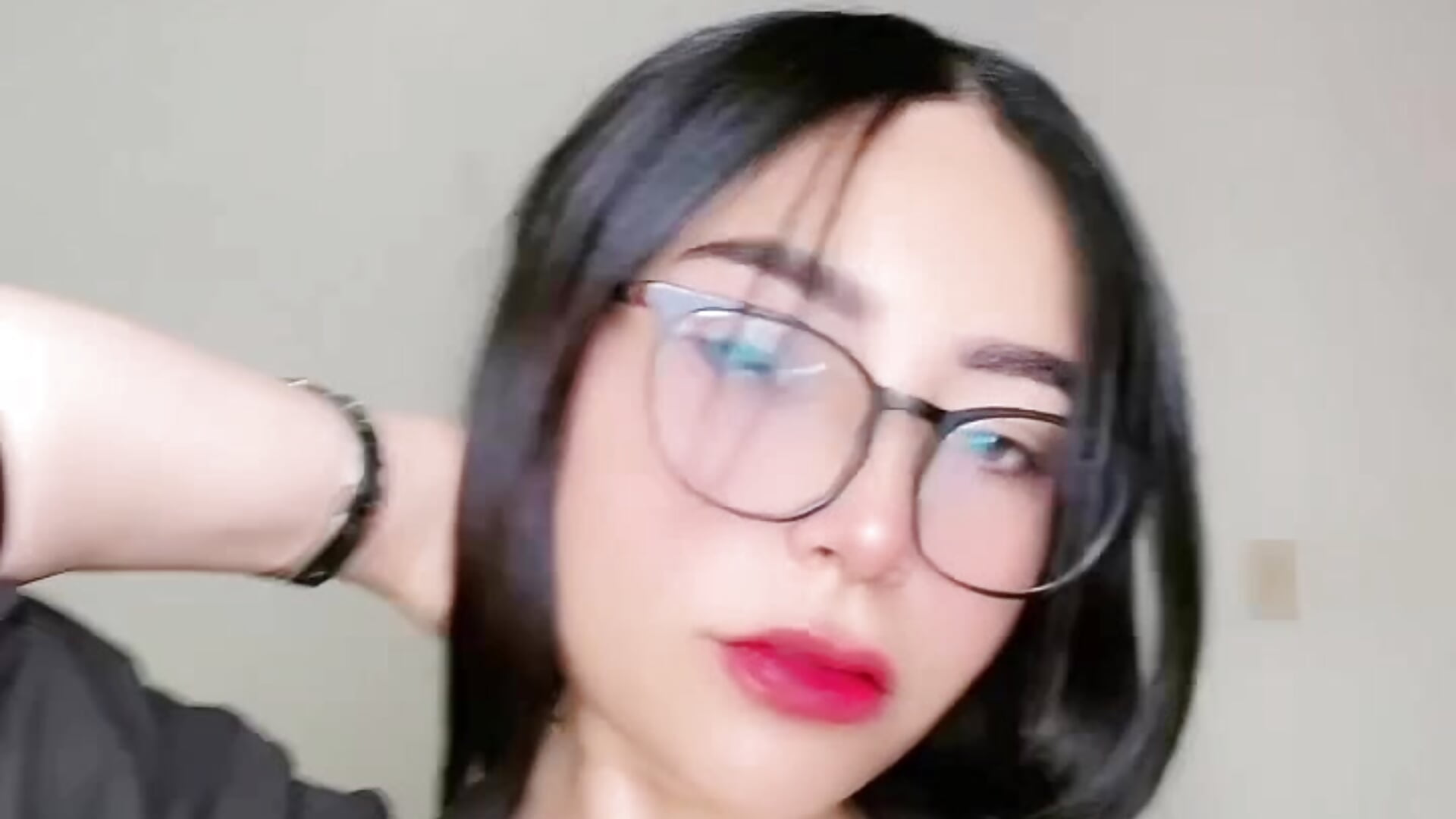 sexy girl - video oleh model kamera SaharaArisa