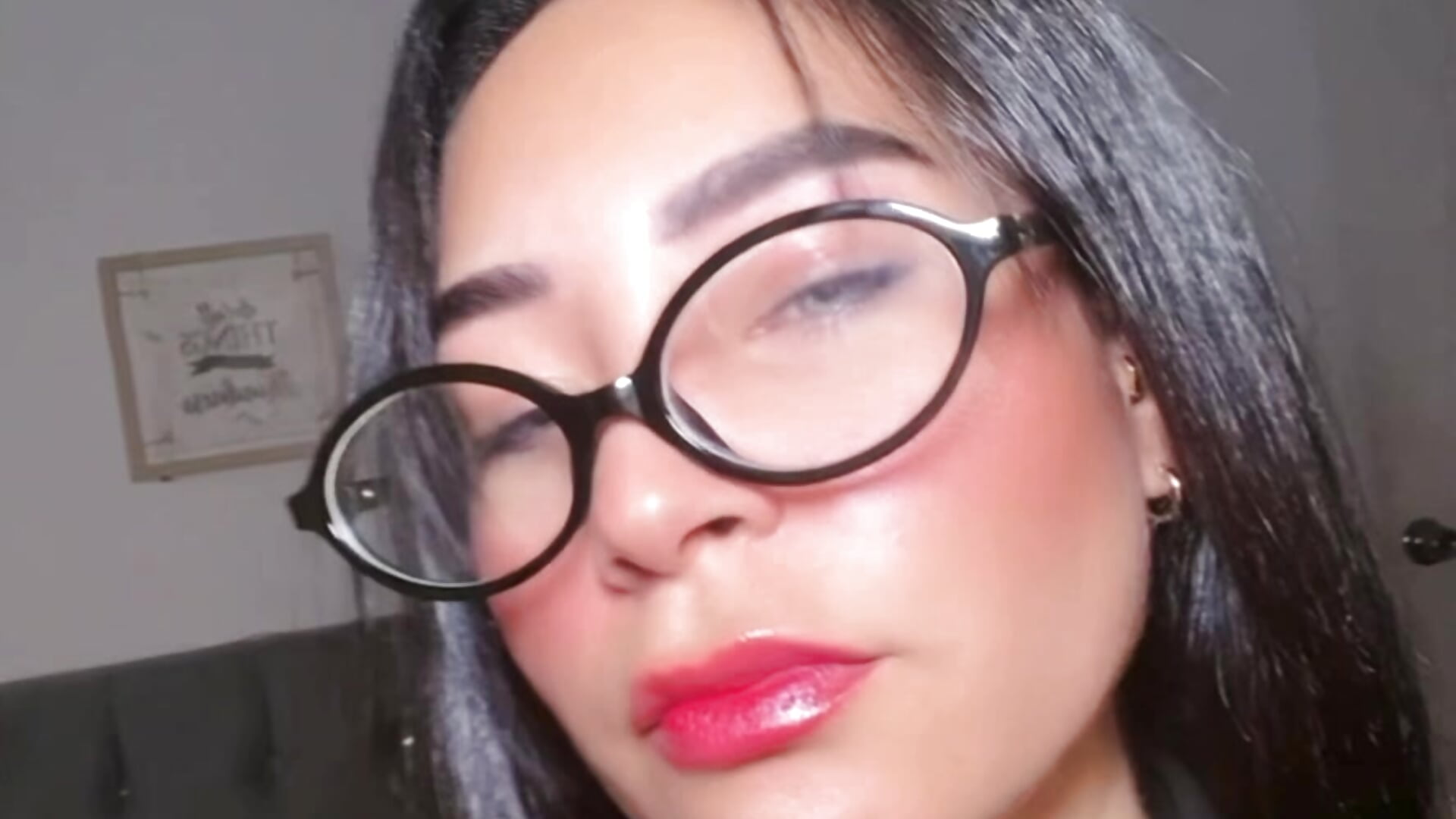 Hi , I Am Sahara - video oleh model kamera SaharaArisa