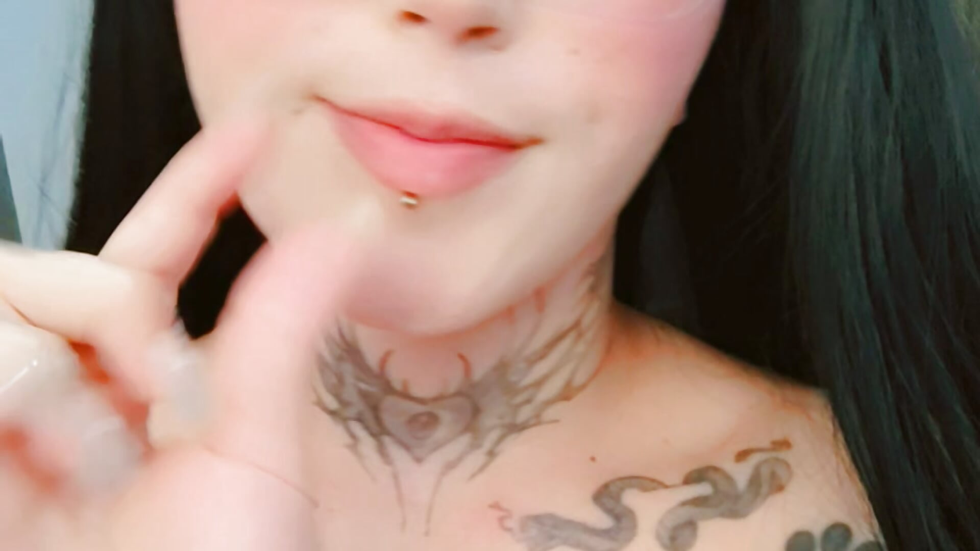 Me - video by mara_adiction cam model