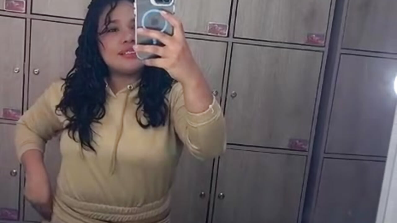 WhatsApp Video 2026-03-04 at 8,16,53 AM - video by VanessaFory cam model