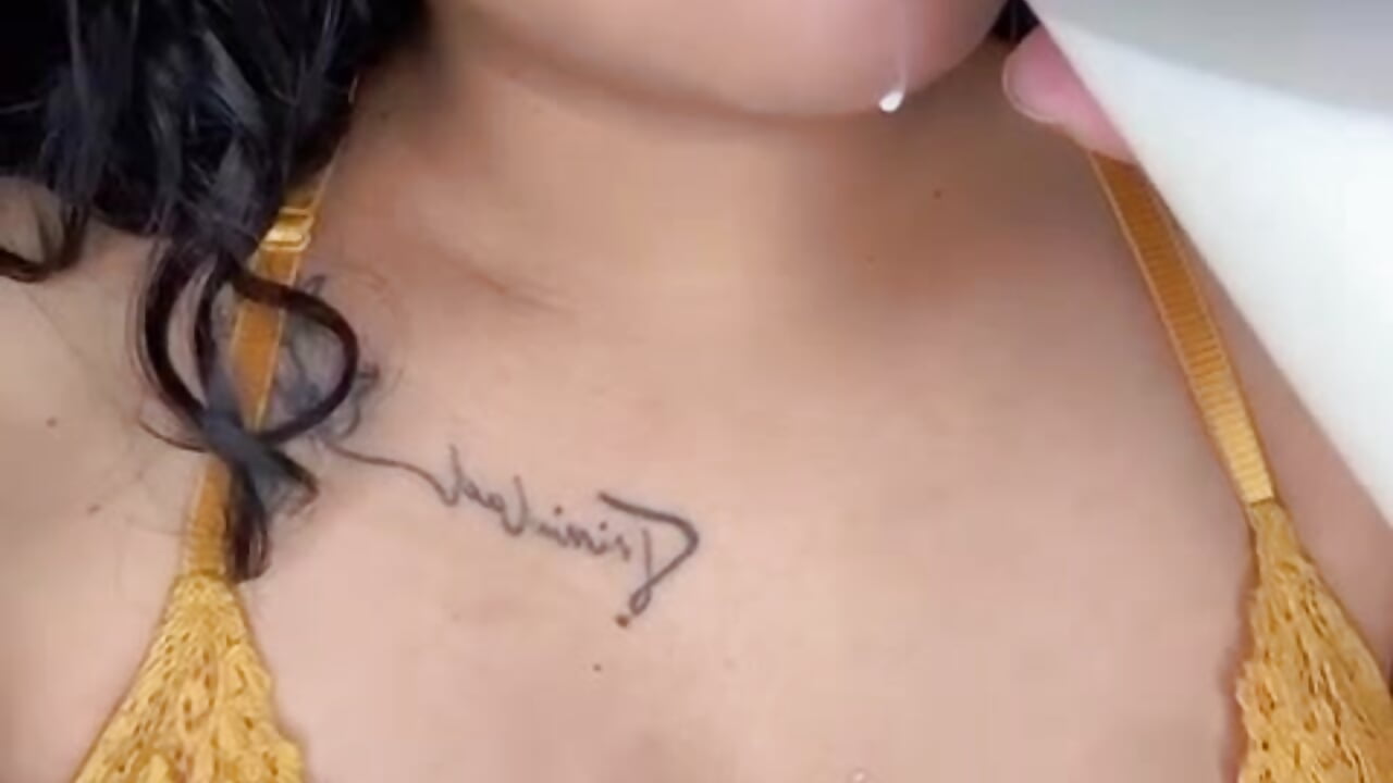 do you like naughty girls - video by VanessaFory cam model