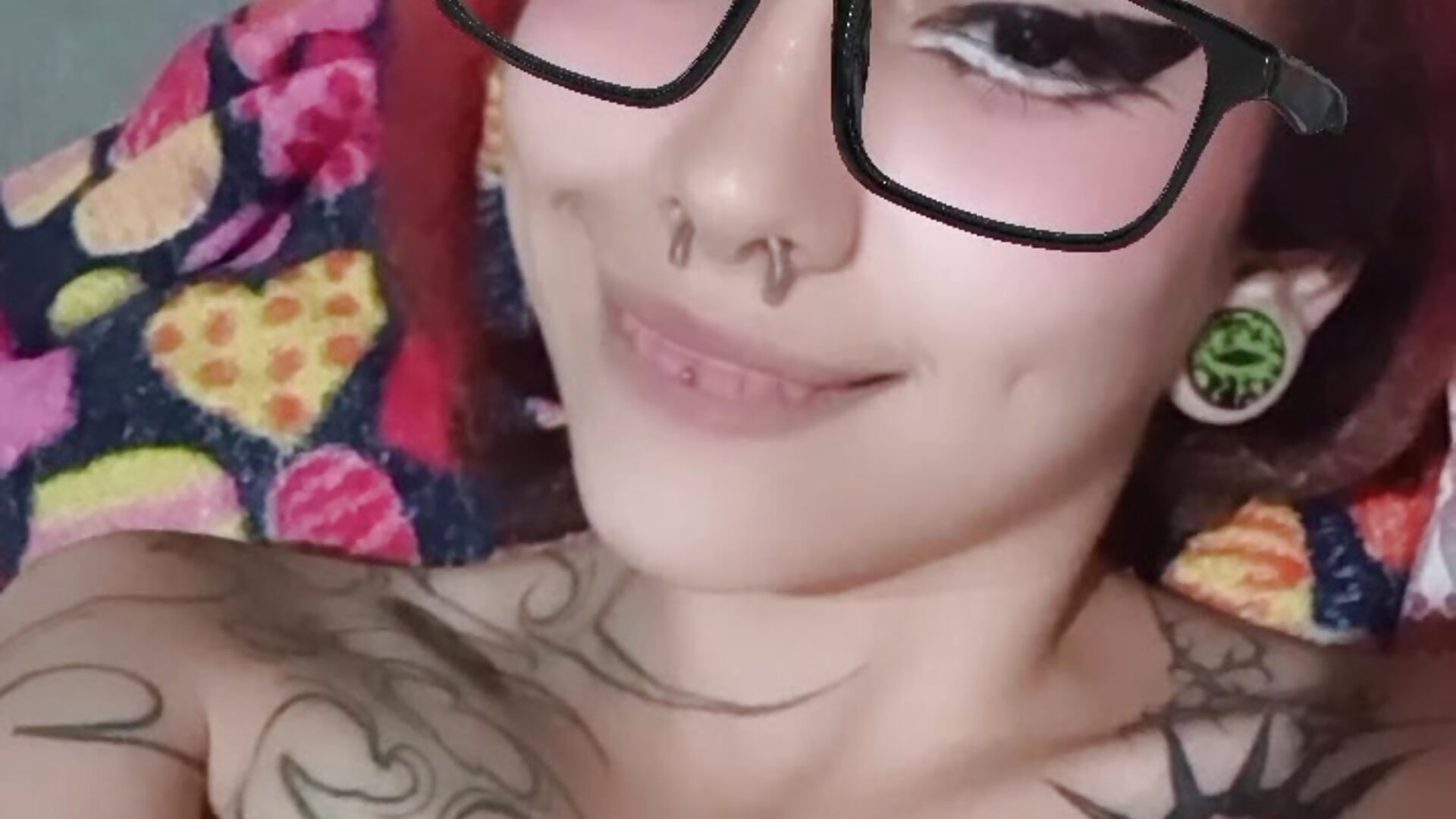 Hey guys, I was super busy all day today and didn't have time to stream. I'll see you early tomorrow - video by Kaoz_69_ cam model