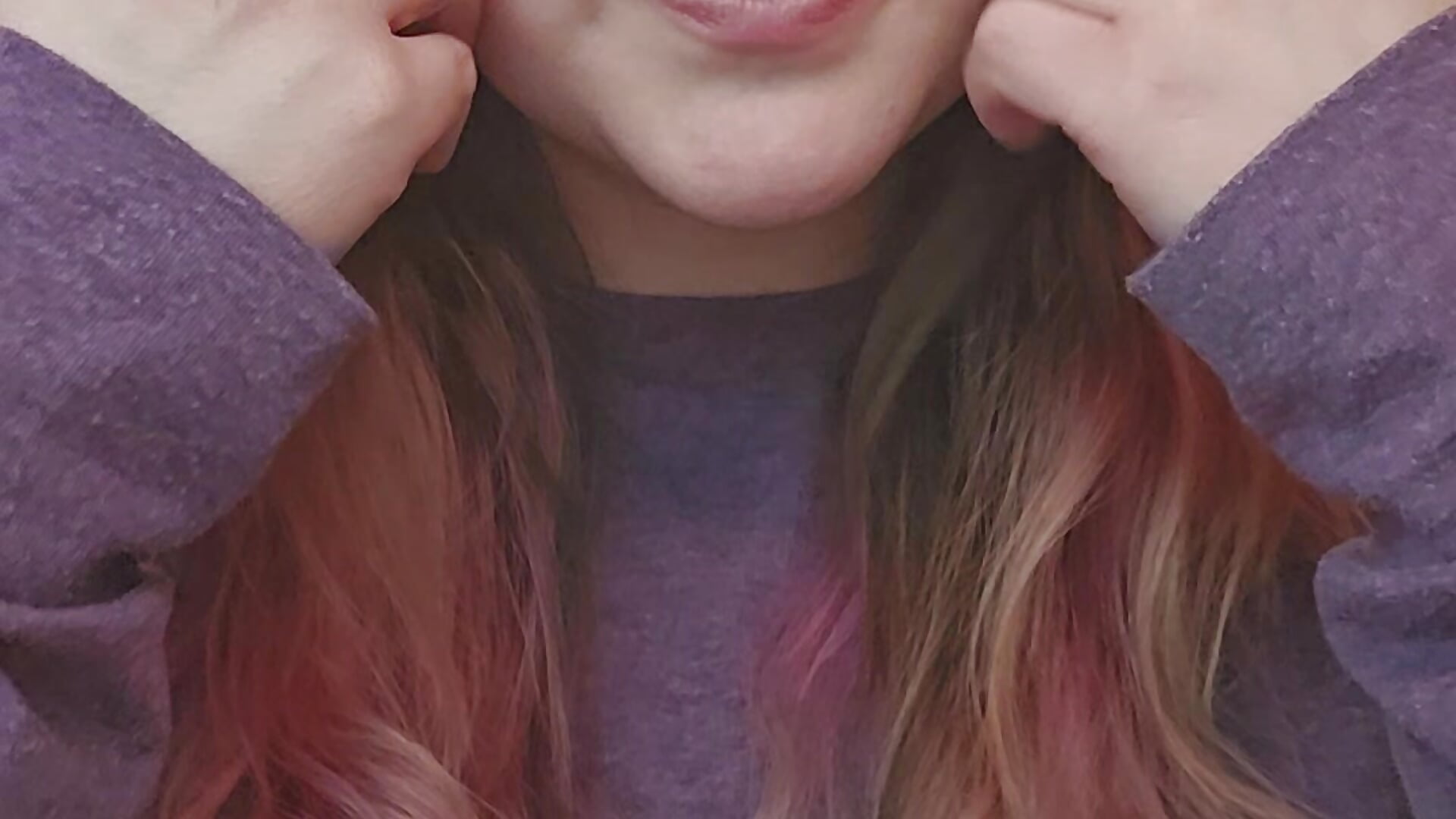 Clothed Female Naked Male Fantasy Purple Sweater and Makeup - βίντεο μοντέλου FireproofCuriousiteaze