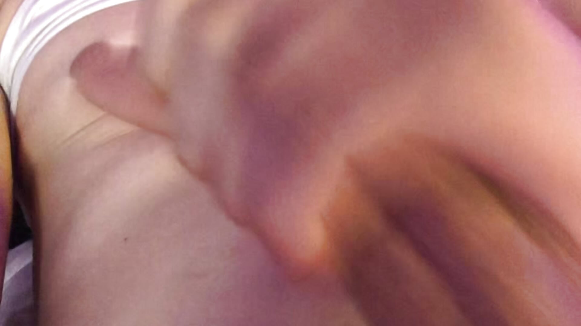 here comes the milk 😈​💦​ — filmik Koral_10, modela(-lki) na kamerkach