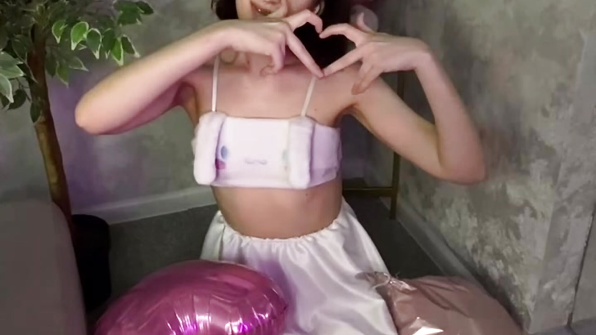 Be My Valentine ! 😍 - video di KaseyKItty_ modella di cam