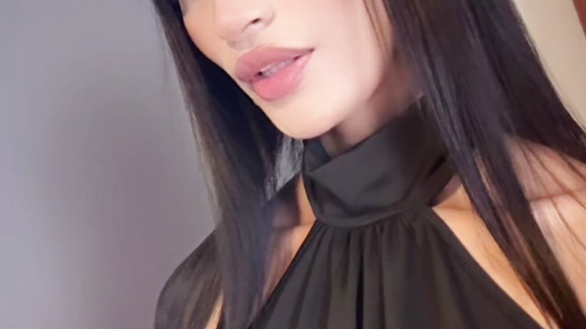 I’m your bitch 😘👑 – video af sophieedear cam-model