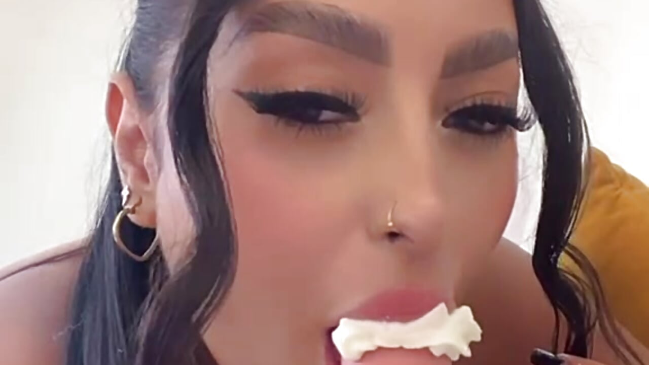 Your cock in cream! 💦😈 - vídeo de amber__ferrera modelo de câmara