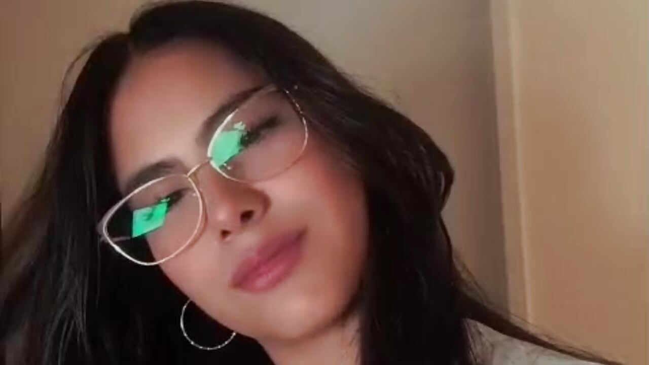 WhatsApp Video 2026-01-24 at 4,28,30 PM - Video von lilith_loove Cam-Model