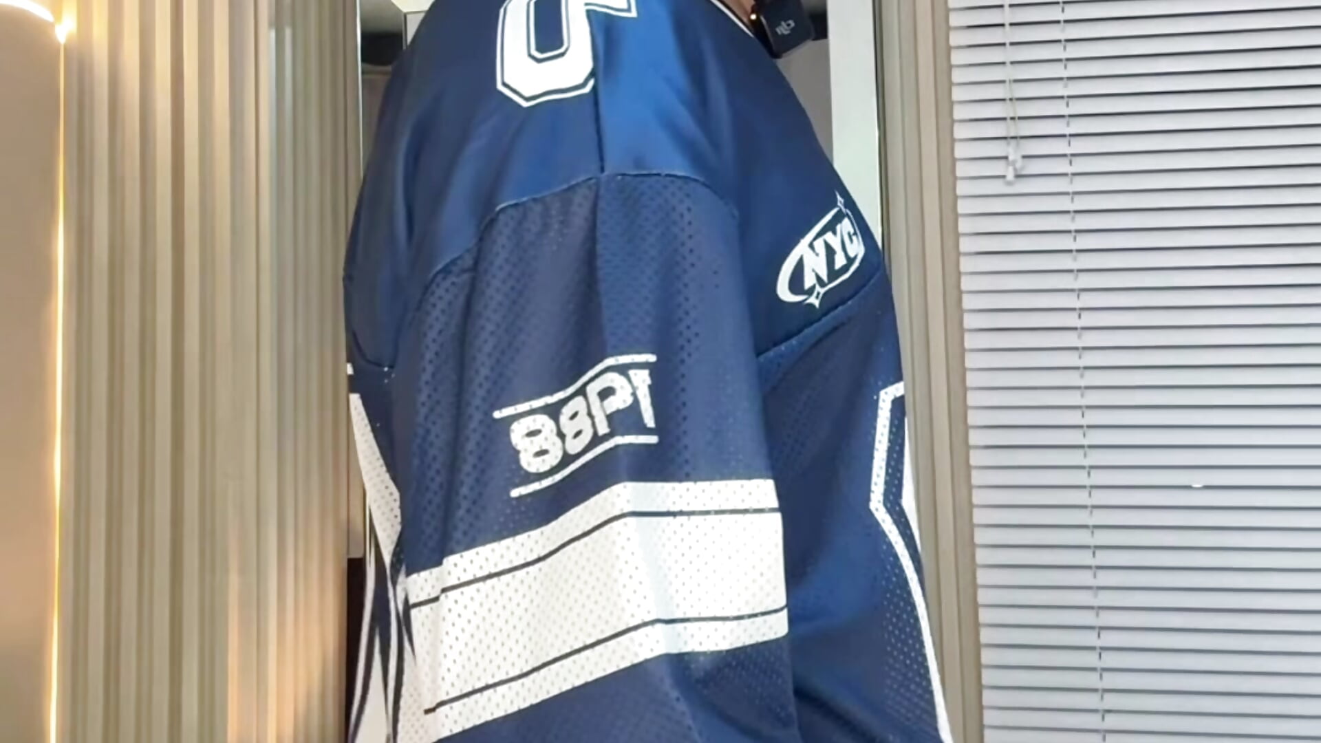 3EE49889-DD50-44F4-853E-C3A6BBB18BCB– Thristan_Leones kameramodell videója