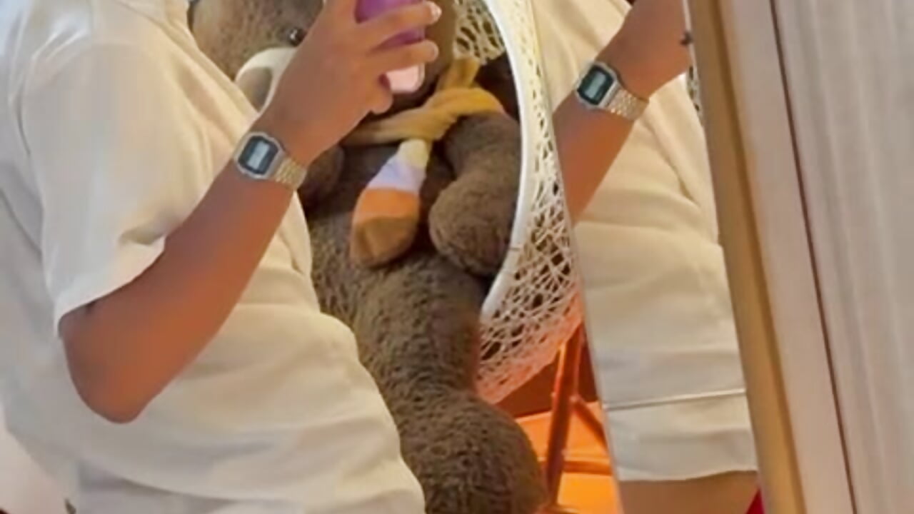 hi - vídeo de Thristan_Leones modelo de câmara