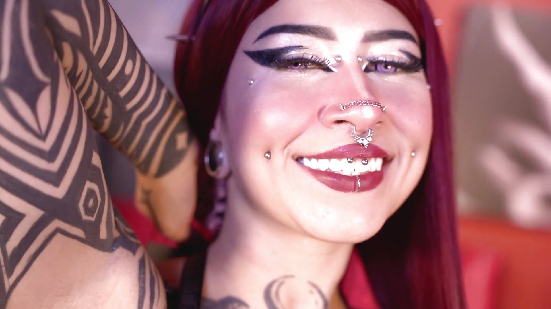 ⛓️ Dark lips, soft obedience, - video by Meii_Succubus cam model