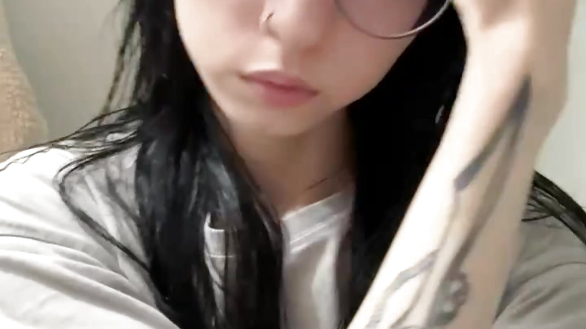 after shower – video od webkamerové modelky DeliaLoma