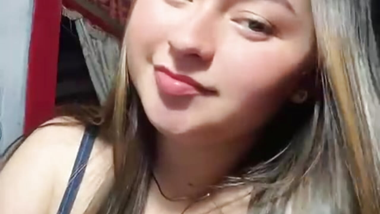 WELCOME KISS - video by lety_whitebrown19 cam model