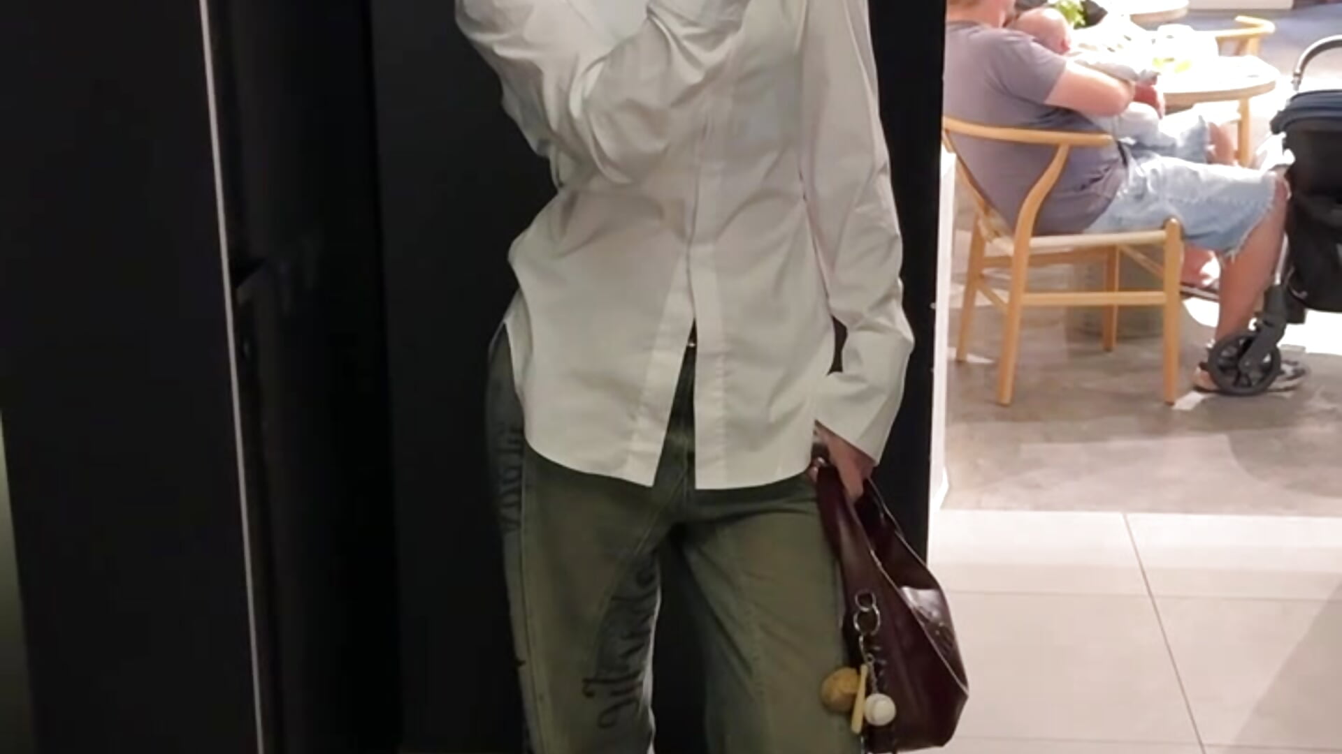 And here it is, urban life is better in my fantasy🙃 - video di ScoobeDeDoo modella di cam