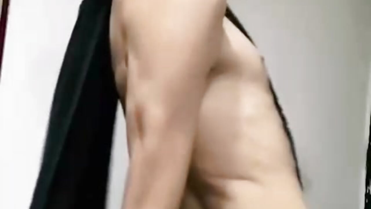 WhatsApp Video 2025-12-18 at 12,28,04 PM - video by Alondra_Blond69 cam model